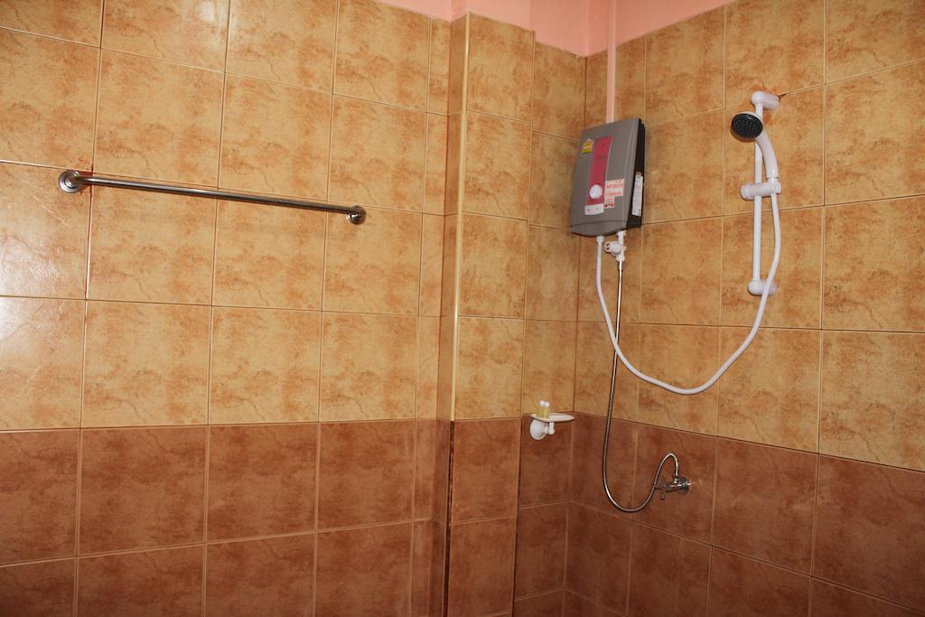 Maehaad Guesthouse Мае Хаад Стая снимка